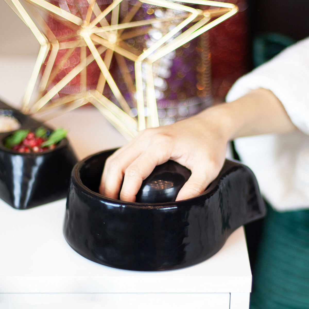 Signature Resin Onyx Manicure Dish