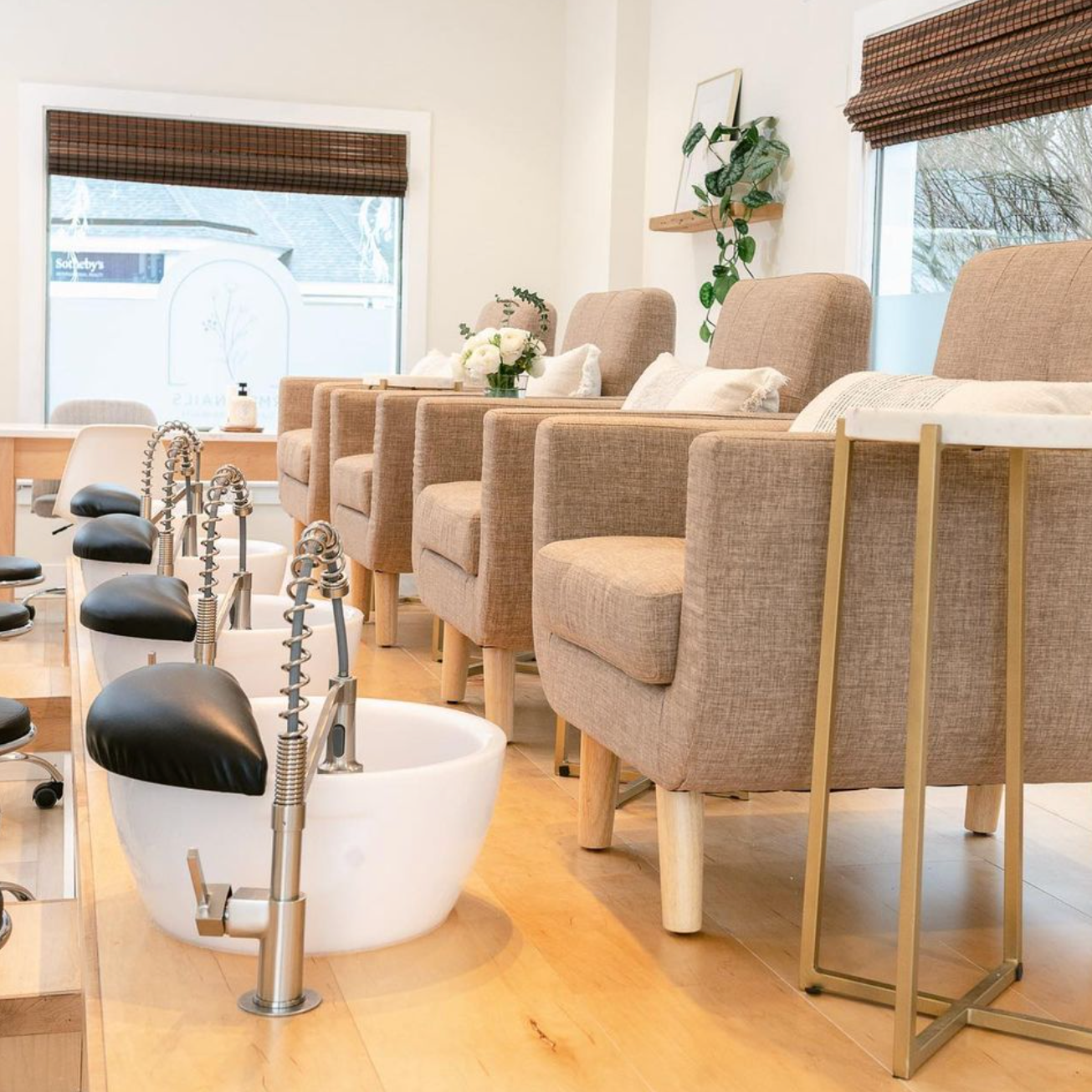 Padded Pedicure Footrest for Resin